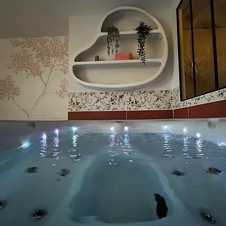 Couette-café Ré-lax - - Piscine 4*
